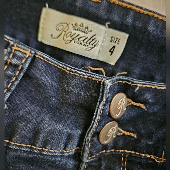Royalty To Me Jeans Women’s Sz 4 (28x25) Blue Ankle Low Rise Stretch Cuffed Hem - Picture 2 of 9